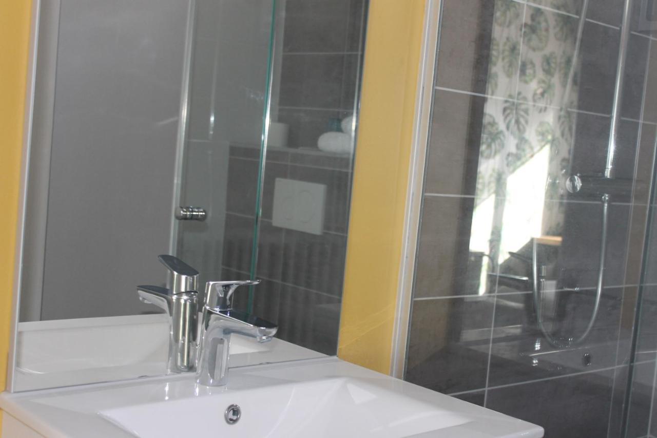 Marius Hotel Aydat Buitenkant foto